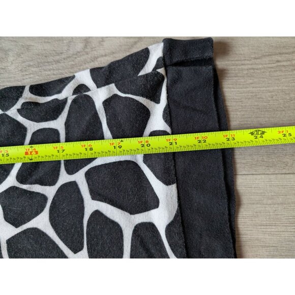 Rafaella XL Giraffe Print Top With V-Neck & Gold Grommets - Picture 6 of 6